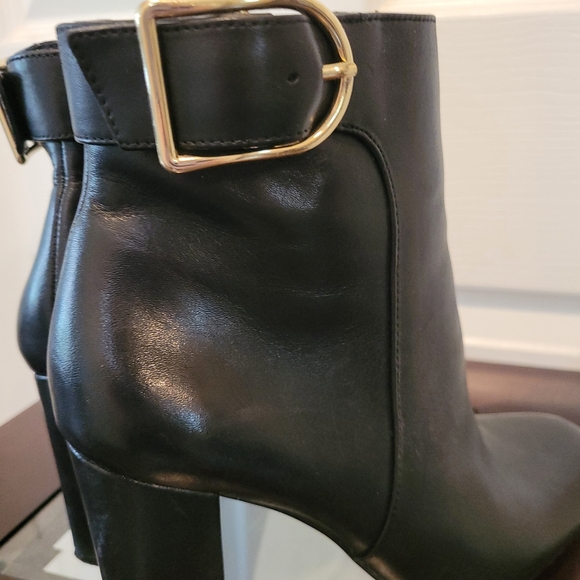 Lord & Taylor black booties - Picture 3 of 4